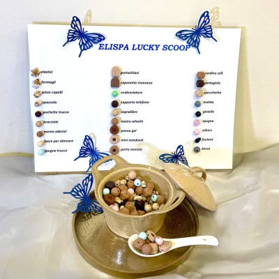 1 Lucky Scoop + 1 omaggio